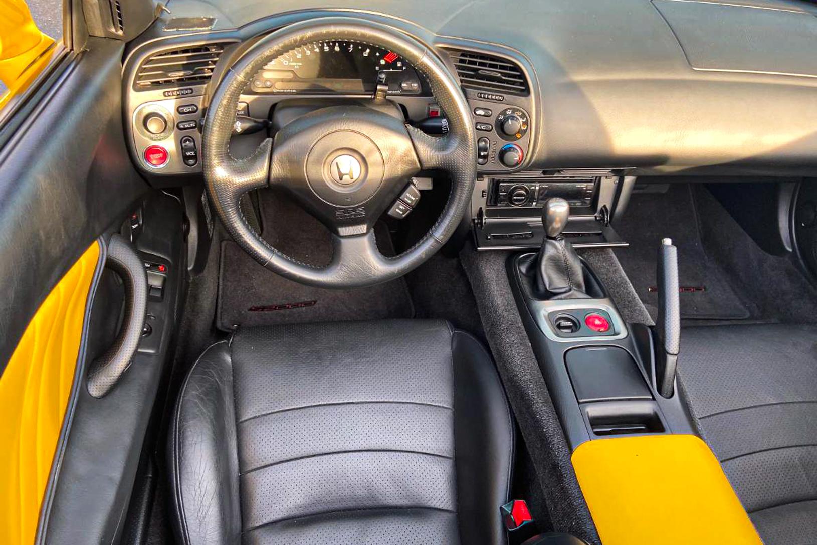 2001 Honda S2000 AP1 -1